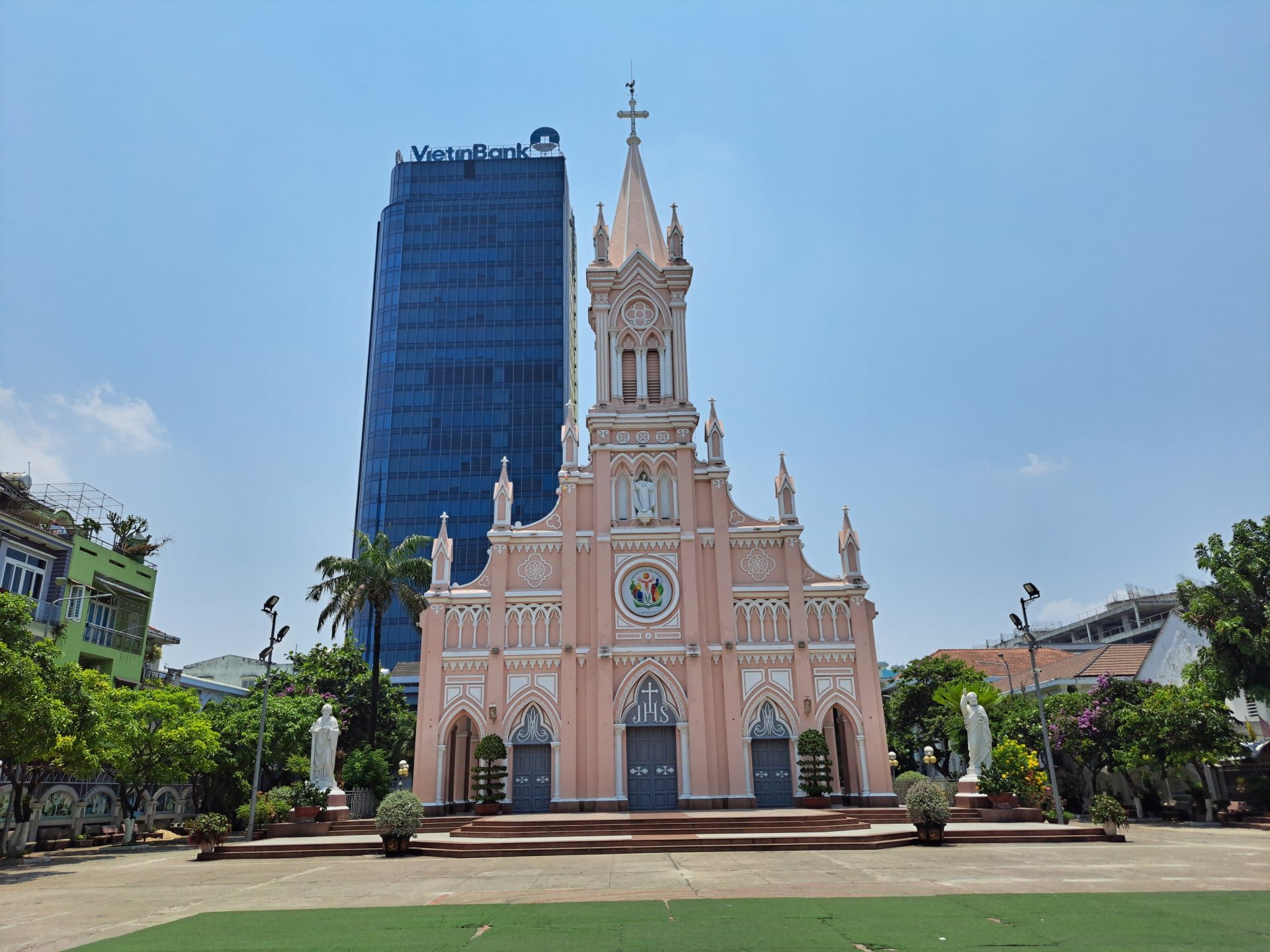 Danang Cathedral фото